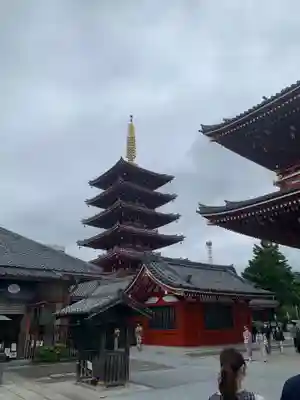 浅草寺の塔