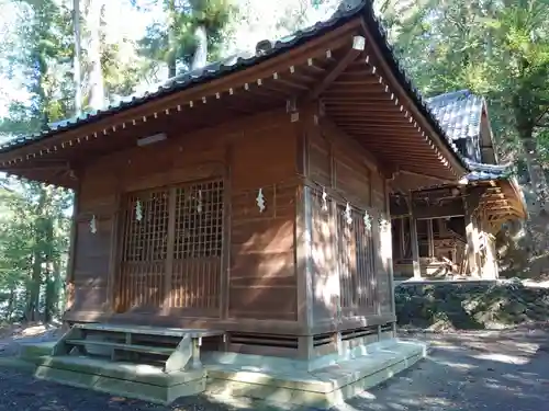 六社神社の本殿・本堂