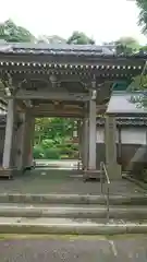 本住寺の山門