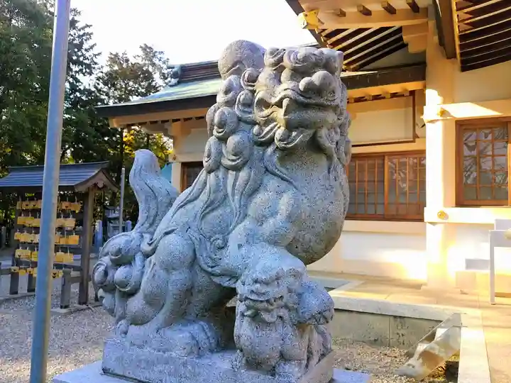 熊野社(徳重熊野社)の狛犬