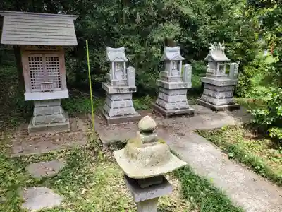 磐裂根裂神社の末社・摂社