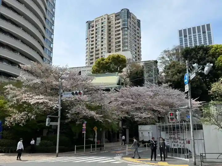 愛宕神社の{uncategorized: "未分類", other: "その他", undefined: "問題あり", building: "その他建物", grave: "お墓", sacred_gate: "鳥居", guardian: "狛犬", statue: "像", buddha: "仏像", history: "歴史", nature: "自然", garden: "庭園", animal: "動物", pagoda: "塔", temizu: "手水舎", mountain_gate: "山門・神門", sanctuary: "本殿・本堂", subordinate: "末社・摂社", art: "芸術", scenery: "景色", jizo: "地蔵", ema: "絵馬", goshuin: "御朱印", omikuji: "おみくじ", items: "授与品その他", amulet: "お守り", goshuincho: "御朱印帳", eats: "食事", festival: "お祭り", votive_dance: "神楽", shichigosan: "七五三参", wedding: "結婚式", experience: "体験その他", initially: "初詣", around: "周辺", anti_infection: "感染症対策"}