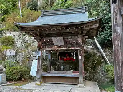 長命寺の手水舎