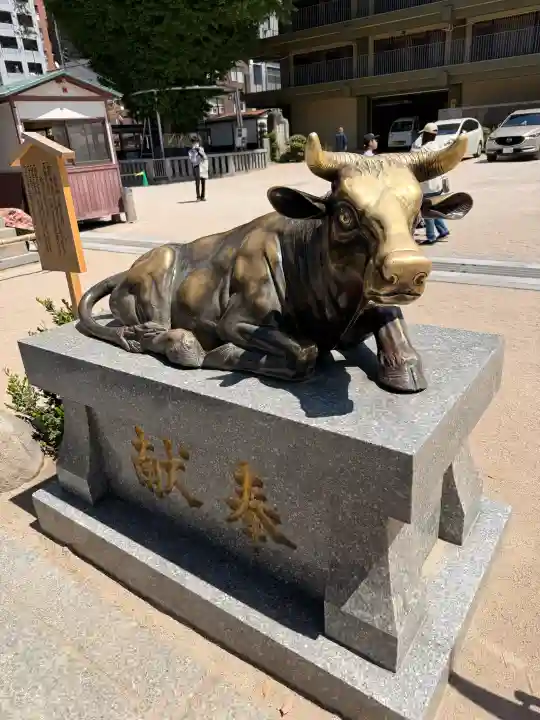 櫛田神社の{uncategorized: "未分類", other: "その他", undefined: "問題あり", building: "その他建物", grave: "お墓", sacred_gate: "鳥居", guardian: "狛犬", statue: "像", buddha: "仏像", history: "歴史", nature: "自然", garden: "庭園", animal: "動物", pagoda: "塔", temizu: "手水舎", mountain_gate: "山門・神門", sanctuary: "本殿・本堂", subordinate: "末社・摂社", art: "芸術", scenery: "景色", jizo: "地蔵", ema: "絵馬", goshuin: "御朱印", omikuji: "おみくじ", items: "授与品その他", amulet: "お守り", goshuincho: "御朱印帳", eats: "食事", festival: "お祭り", votive_dance: "神楽", shichigosan: "七五三参", wedding: "結婚式", experience: "体験その他", initially: "初詣", around: "周辺", anti_infection: "感染症対策"}