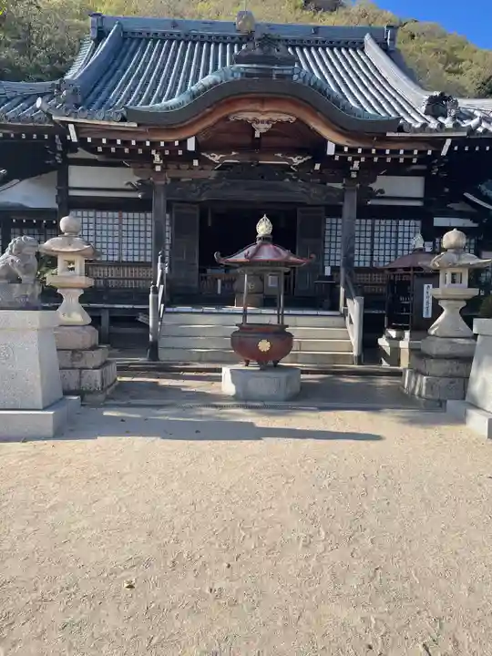 神咒寺の本殿・本堂