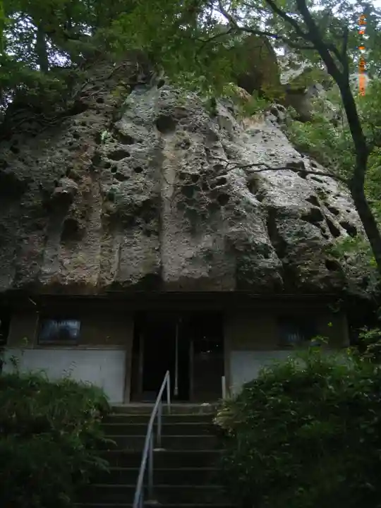 潜ヶ浦聖観音堂(宮城県)
