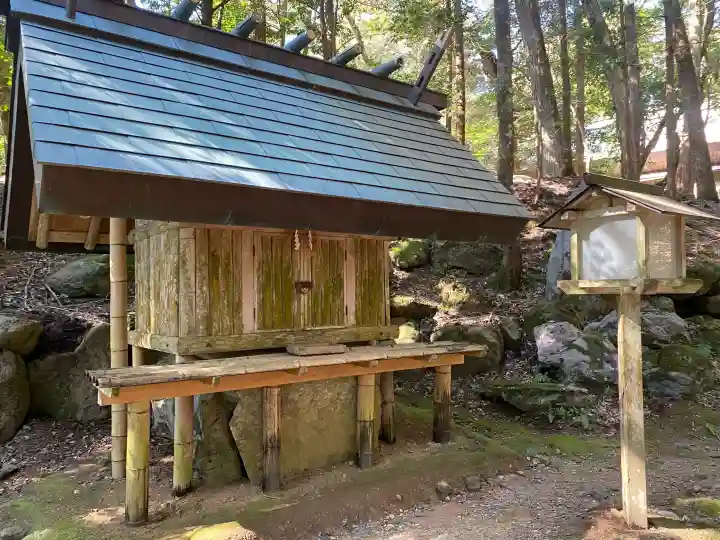 元伊勢内宮 皇大神社の{uncategorized: "未分類", other: "その他", undefined: "問題あり", building: "その他建物", grave: "お墓", sacred_gate: "鳥居", guardian: "狛犬", statue: "像", buddha: "仏像", history: "歴史", nature: "自然", garden: "庭園", animal: "動物", pagoda: "塔", temizu: "手水舎", mountain_gate: "山門・神門", sanctuary: "本殿・本堂", subordinate: "末社・摂社", art: "芸術", scenery: "景色", jizo: "地蔵", ema: "絵馬", goshuin: "御朱印", omikuji: "おみくじ", items: "授与品その他", amulet: "お守り", goshuincho: "御朱印帳", eats: "食事", festival: "お祭り", votive_dance: "神楽", shichigosan: "七五三参", wedding: "結婚式", experience: "体験その他", initially: "初詣", around: "周辺", anti_infection: "感染症対策"}