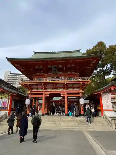 生田神社の山門