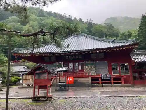 中禅寺の本殿