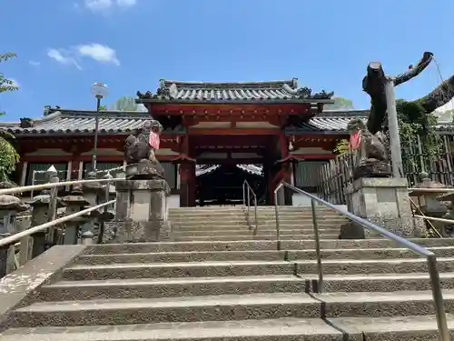 氷室神社の本殿・本堂