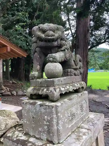 高司神社〜むすびの神の鎮まる社〜の狛犬