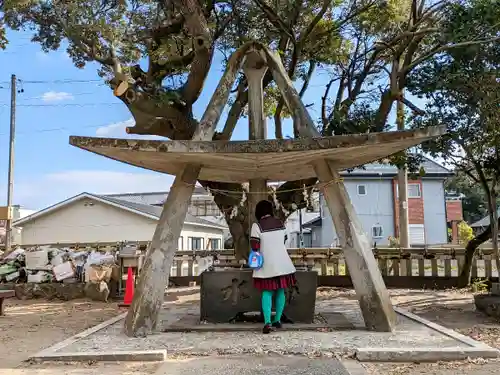 息神社の手水