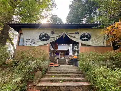 坪沼八幡神社の山門・神門