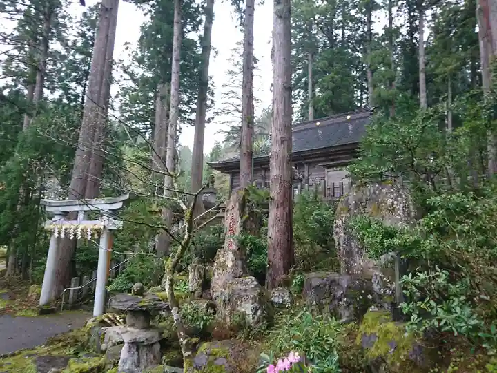 須波阿湏疑神社のその他建物