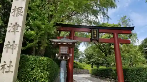 根津神社の鳥居