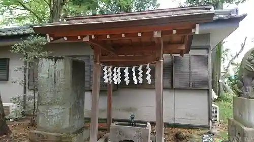 虎狛神社の手水舎
