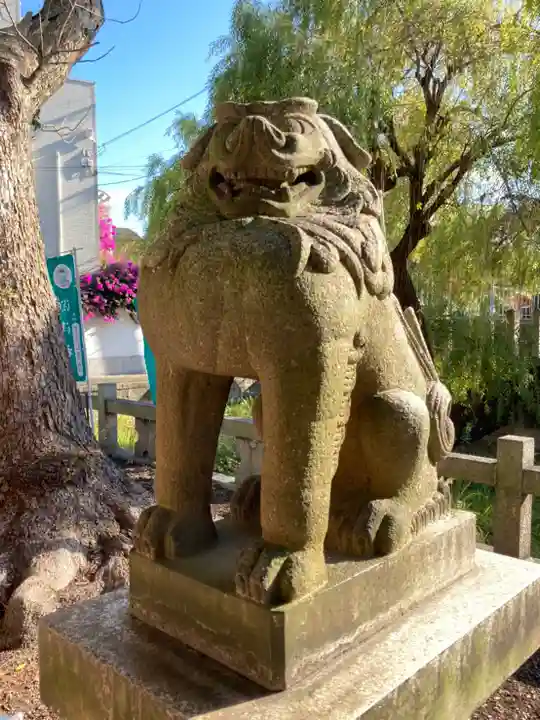 浅澤社(住吉大社境外末社)の狛犬