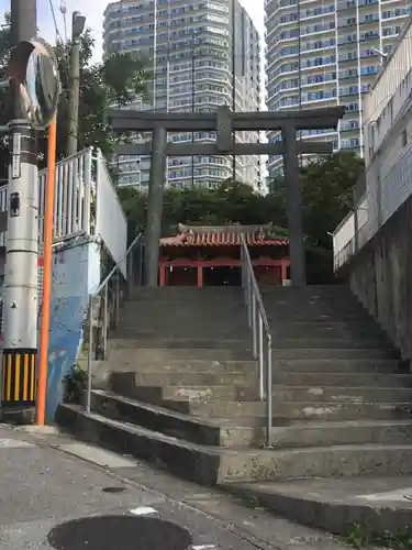 安里八幡宮の鳥居