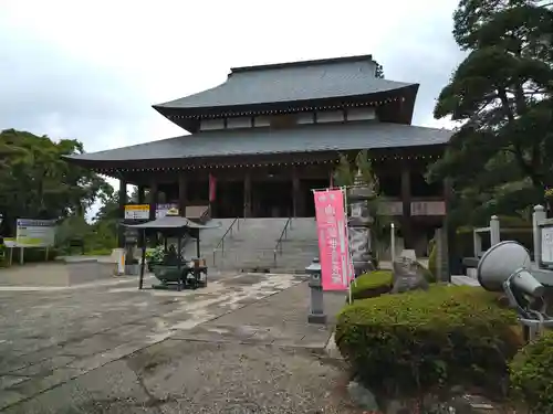 高蔵寺の本殿・本堂
