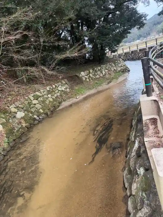 裂田神社の{uncategorized: "未分類", other: "その他", undefined: "問題あり", building: "その他建物", grave: "お墓", sacred_gate: "鳥居", guardian: "狛犬", statue: "像", buddha: "仏像", history: "歴史", nature: "自然", garden: "庭園", animal: "動物", pagoda: "塔", temizu: "手水舎", mountain_gate: "山門・神門", sanctuary: "本殿・本堂", subordinate: "末社・摂社", art: "芸術", scenery: "景色", jizo: "地蔵", ema: "絵馬", goshuin: "御朱印", omikuji: "おみくじ", items: "授与品その他", amulet: "お守り", goshuincho: "御朱印帳", eats: "食事", festival: "お祭り", votive_dance: "神楽", shichigosan: "七五三参", wedding: "結婚式", experience: "体験その他", initially: "初詣", around: "周辺", anti_infection: "感染症対策"}