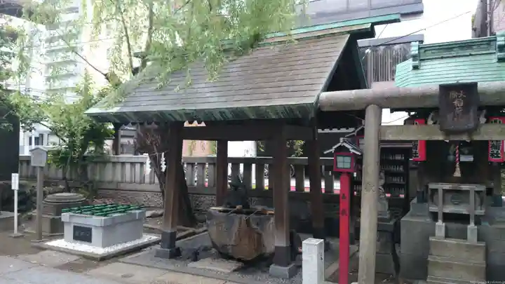 三島神社の手水舎