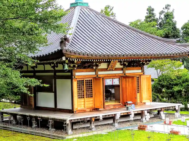 青龍寺(昭和大仏)(青森県)