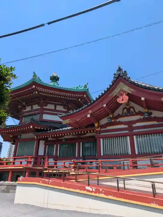 寛永寺不忍池弁天堂の{uncategorized: "未分類", other: "その他", undefined: "問題あり", building: "その他建物", grave: "お墓", sacred_gate: "鳥居", guardian: "狛犬", statue: "像", buddha: "仏像", history: "歴史", nature: "自然", garden: "庭園", animal: "動物", pagoda: "塔", temizu: "手水舎", mountain_gate: "山門・神門", sanctuary: "本殿・本堂", subordinate: "末社・摂社", art: "芸術", scenery: "景色", jizo: "地蔵", ema: "絵馬", goshuin: "御朱印", omikuji: "おみくじ", items: "授与品その他", amulet: "お守り", goshuincho: "御朱印帳", eats: "食事", festival: "お祭り", votive_dance: "神楽", shichigosan: "七五三参", wedding: "結婚式", experience: "体験その他", initially: "初詣", around: "周辺", anti_infection: "感染症対策"}