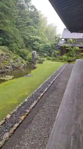 龍潭寺の庭園