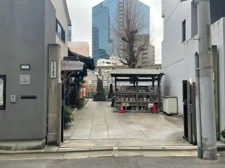 了善寺の{uncategorized: "未分類", other: "その他", undefined: "問題あり", building: "その他建物", grave: "お墓", sacred_gate: "鳥居", guardian: "狛犬", statue: "像", buddha: "仏像", history: "歴史", nature: "自然", garden: "庭園", animal: "動物", pagoda: "塔", temizu: "手水舎", mountain_gate: "山門・神門", sanctuary: "本殿・本堂", subordinate: "末社・摂社", art: "芸術", scenery: "景色", jizo: "地蔵", ema: "絵馬", goshuin: "御朱印", omikuji: "おみくじ", items: "授与品その他", amulet: "お守り", goshuincho: "御朱印帳", eats: "食事", festival: "お祭り", votive_dance: "神楽", shichigosan: "七五三参", wedding: "結婚式", experience: "体験その他", initially: "初詣", around: "周辺", anti_infection: "感染症対策"}