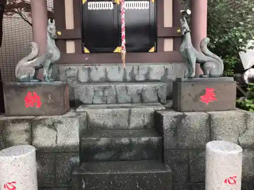 伏見三寳稲荷神社の狛犬