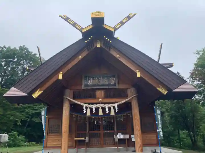 留辺蘂神社の本殿・本堂