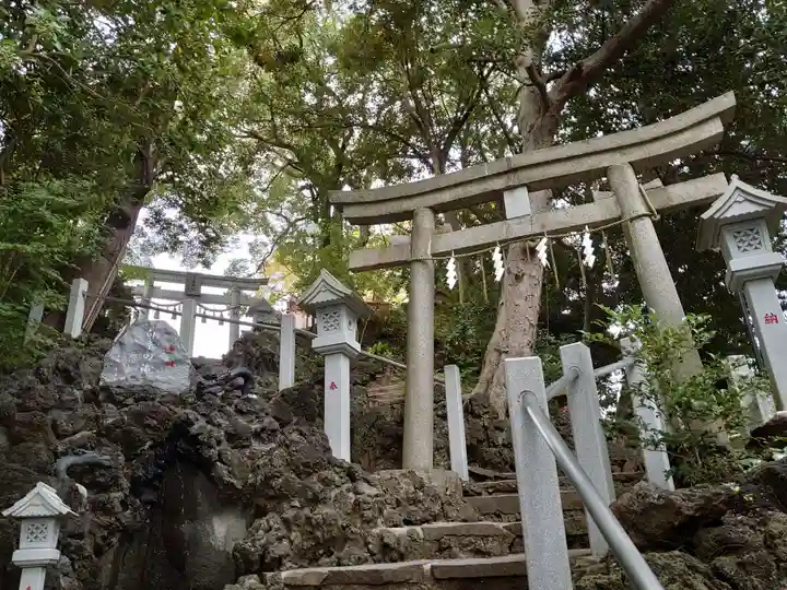 多摩川浅間神社の鳥居