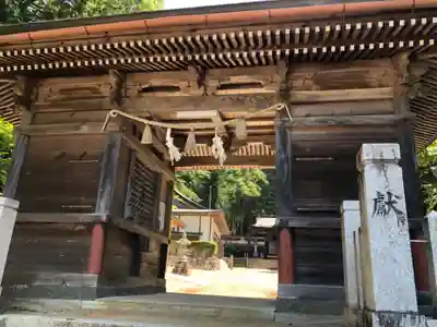 御形神社の山門・神門