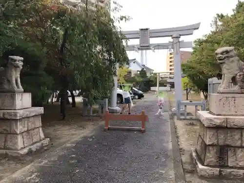 三社神社の建物その他