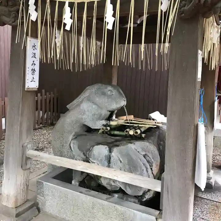 調神社の手水舎