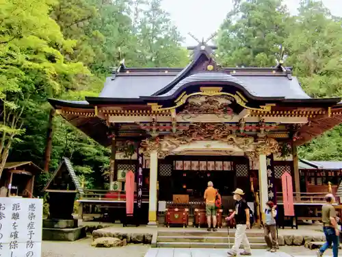 宝登山神社の本殿