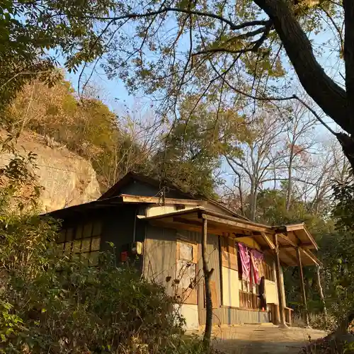 柾木稲荷大明神の建物その他