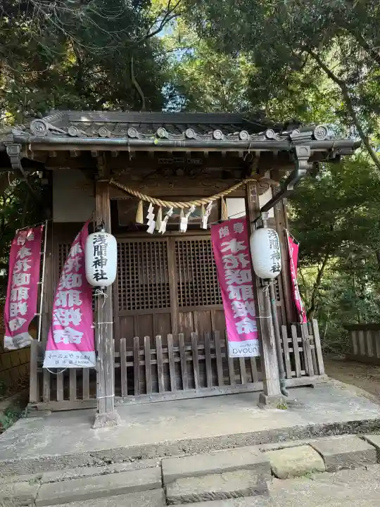 前玉神社の{uncategorized: "未分類", other: "その他", undefined: "問題あり", building: "その他建物", grave: "お墓", sacred_gate: "鳥居", guardian: "狛犬", statue: "像", buddha: "仏像", history: "歴史", nature: "自然", garden: "庭園", animal: "動物", pagoda: "塔", temizu: "手水舎", mountain_gate: "山門・神門", sanctuary: "本殿・本堂", subordinate: "末社・摂社", art: "芸術", scenery: "景色", jizo: "地蔵", ema: "絵馬", goshuin: "御朱印", omikuji: "おみくじ", items: "授与品その他", amulet: "お守り", goshuincho: "御朱印帳", eats: "食事", festival: "お祭り", votive_dance: "神楽", shichigosan: "七五三参", wedding: "結婚式", experience: "体験その他", initially: "初詣", around: "周辺", anti_infection: "感染症対策"}
