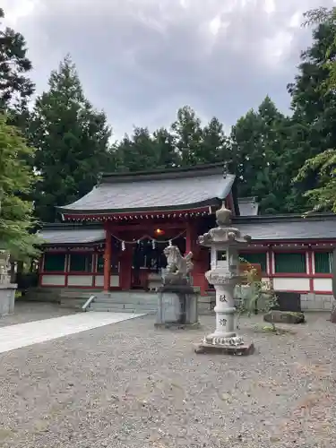 冨士御室浅間神社の本殿