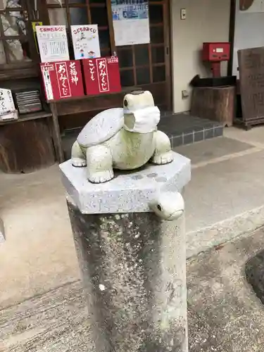 磐裂根裂神社の狛犬