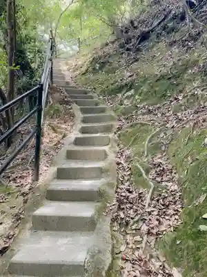 石上布都魂神社(岡山県)