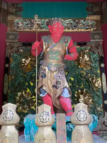 輪王寺の像