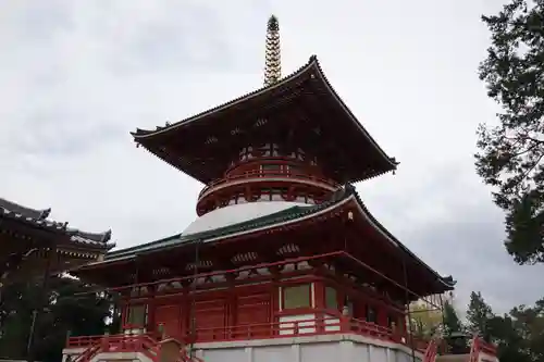 成田山新勝寺の塔