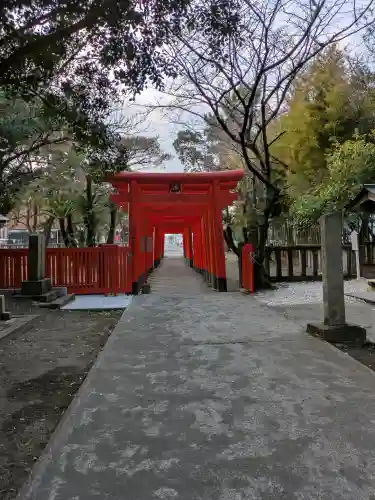 一葉稲荷神社の{uncategorized: "未分類", other: "その他", undefined: "問題あり", building: "その他建物", grave: "お墓", sacred_gate: "鳥居", guardian: "狛犬", statue: "像", buddha: "仏像", history: "歴史", nature: "自然", garden: "庭園", animal: "動物", pagoda: "塔", temizu: "手水舎", mountain_gate: "山門・神門", sanctuary: "本殿・本堂", subordinate: "末社・摂社", art: "芸術", scenery: "景色", jizo: "地蔵", ema: "絵馬", goshuin: "御朱印", omikuji: "おみくじ", items: "授与品その他", amulet: "お守り", goshuincho: "御朱印帳", eats: "食事", festival: "お祭り", votive_dance: "神楽", shichigosan: "七五三参", wedding: "結婚式", experience: "体験その他", initially: "初詣", around: "周辺", anti_infection: "感染症対策"}