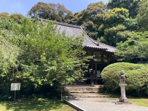 長岳寺の本殿