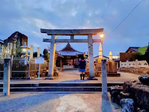 楢本神社の鳥居