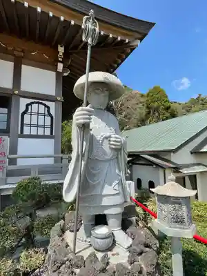 能蔵院の像