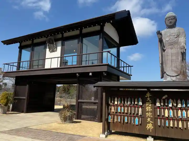 東本願寺本廟 牛久浄苑(牛久大仏)(茨城県)