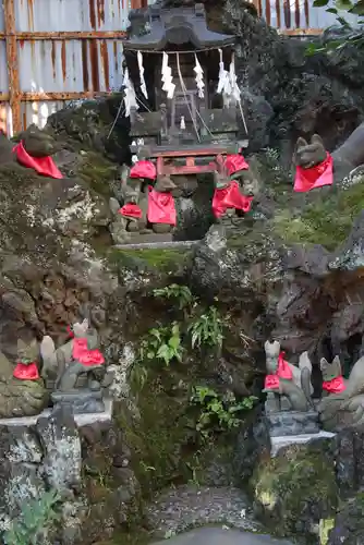 飛木稲荷神社の末社・摂社