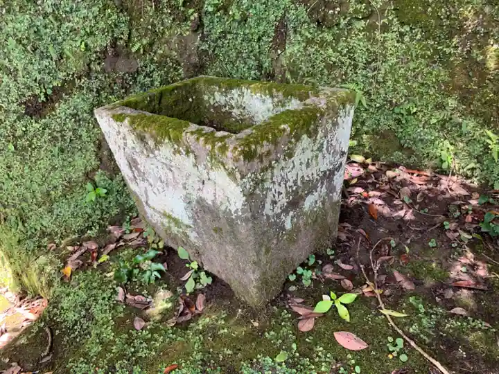 稲荷神社の手水舎